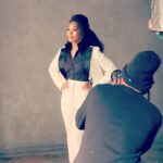 Angela Bassett Instagram - Just Shine... #BackstageatBackstage #teamworkmakesthedreamwork