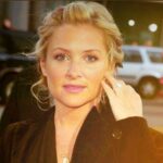 Jessica Capshaw Instagram - I miss the sun kissed freckle days ♥️...#tbt