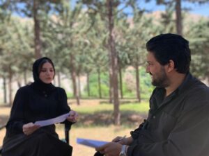 Sahar Dolatshahi Instagram - همراه با آقا بهداد (امیر شایگان)  در حال آماده شدن برای سکانس ٫عکسها رو آقا شاه حسینی گرفتن 💙💙 #میخواهم_زنده_بمانم