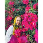 Narges Mohammadi Instagram - بهترین مامان دنیا... بهترین دوست من... به معنای واقعی رفیق ...دوستت دارم و تولدت مبارک🎂🌸🌺