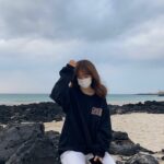 Park Bo-young Instagram – 동경 in 제주도 🏝