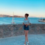 Özge Yağız Instagram –
