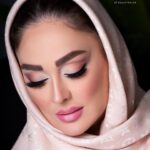Elham Hamidi Instagram - .
ممنون از سحر عزيزم بابت ميكاپ زيباش 🌹
@saharzp.makeupartist 
.
.
.
#elhamhamidi , #الهام_حمیدی ، #makeup #beauty #میکاپ