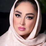 Elham Hamidi Instagram - .
ممنون از سحر عزيزم بابت ميكاپ زيباش 🌹
@saharzp.makeupartist 
.
.
.
#elhamhamidi , #الهام_حمیدی ، #makeup #beauty #میکاپ