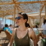 Özge Yağız Instagram – @basakgunesberk gözü💛