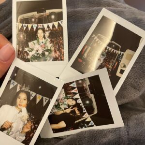 Kim Sae-ron Instagram - 우수무당 가두심 촬영 끝!
또 한번 행복한 하루네요 나는 사실 매일 행복해요🥰