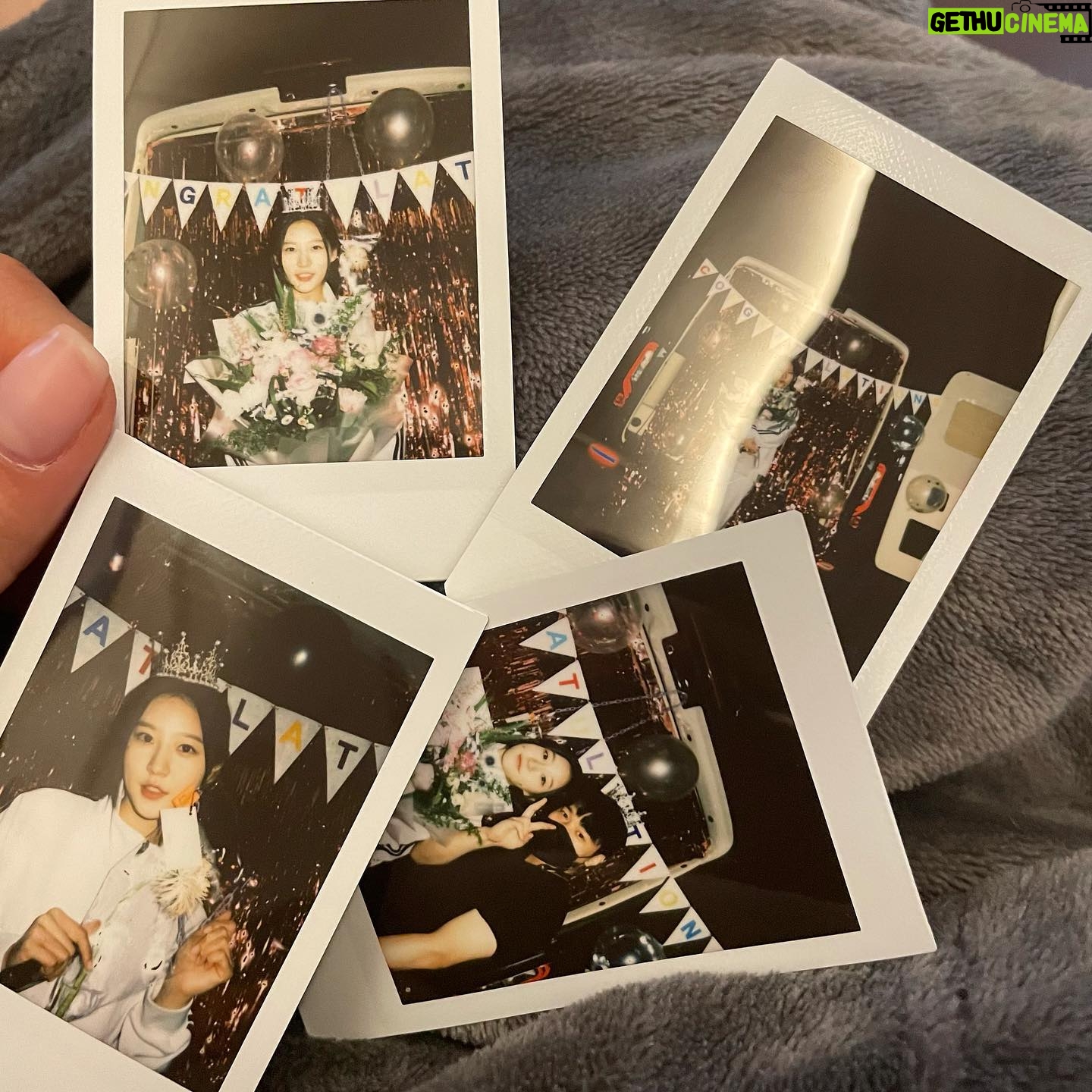 Kim Sae-ron - 202.4K Likes - 우수무당 가두심 촬영 끝!
또 한번 행복한 하루네요 나는 사실 매일 행복해요🥰