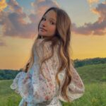 Liza Anokhina Instagram -