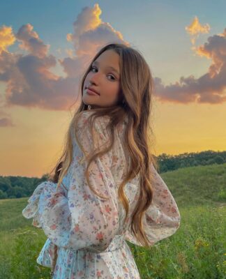 Top 10 Most Engaging Instagram Posts by Liza Anokhina
