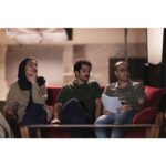 Sare Bayat Instagram - .
فيلمبردارىِ اتاق تاريك همزمان با روز تولدم به پايان رسيد.🙏
با سپاس ويژه از روح الله حجازى محترم و مهربان كه با ساخت اين اثر باعث شد دلم به اتاق تاريك،روشن بشه.
از تك تك همكارانم در اين پروژه ممنونم
و آرزو دارم كه شما عزيزانم اين اثر را دوست داشته باشيد.
التماس دعا🕊🌹
.
#ساره_بیات #اتاق_تاریک
#sareh_bayat #sarehbayat