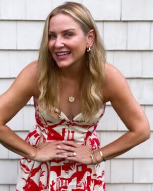 Jessica Capshaw Instagram - Thank you for all the beautiful birthday wishes today!! I am so grateful for all the kindness and love that was sent my way!! xx 😘😘