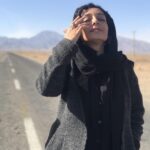 Sare Bayat Instagram - .
این...حاله منهِ بی توست.
۹۶۹۶
.
عکس از آیدا مصباحی عزیز و مهربون🙏
.
#ساره_بیات 
#sareh_bayat #sarehbayat
