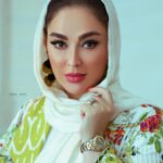 Elham Hamidi Instagram - .
آموخته ام که وقتی ناامید میشوم
خداوند با تمام عظمتش ناراحت میشود
و عاشقانه انتظار میکشد که به رحمتش امیدوار شوم . 
.
.
📸 : @parisa_jafari22
.
.
.
#elhamhamidi #الهام_حمیدی #عکس #عکاسی 
#خدا #امید