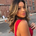 Gina Rodriguez Instagram - 🗽❤️