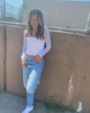 Gina Rodriguez Instagram - 🥦🥬🥒