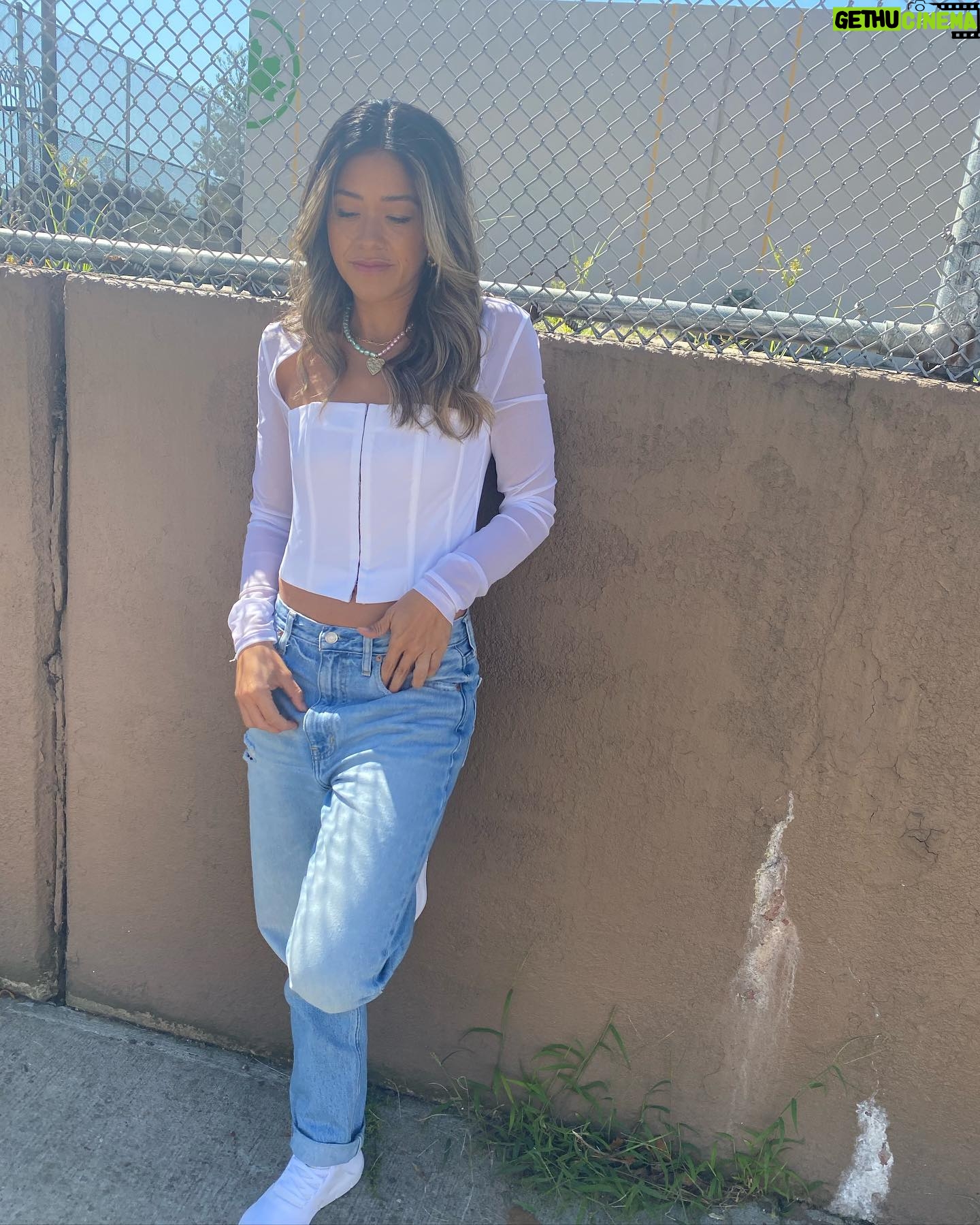 Gina Rodriguez - 500.5K Likes - 🥦🥬🥒