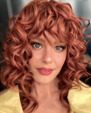 Burcu Biricik Instagram - Curcu’nun ellimsi tonu 🤓🕺 
@emotionturkiye 🍀💚☺️