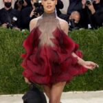 Tessa Thompson Instagram - Thank you to dream designer @irisvanherpen and @voguemagazine for having me at the @metcostumeinstitute for the evening. 
@gettyentertainment 

❤️‍🔥

To the most brilliant collaborators, I am always so grateful for you: 
head: @lacyredway 
digs: @waymanandmicah 
face: @manthony783 
hands: @stephstonenails 
skin: @thebeautysandwich