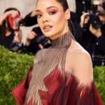 Tessa Thompson Instagram - Thank you to dream designer @irisvanherpen and @voguemagazine for having me at the @metcostumeinstitute for the evening. 
@gettyentertainment 

❤️‍🔥

To the most brilliant collaborators, I am always so grateful for you: 
head: @lacyredway 
digs: @waymanandmicah 
face: @manthony783 
hands: @stephstonenails 
skin: @thebeautysandwich