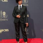 Samira Wiley Instagram - #about2nightsago Lol…I’m late. 
For my 4th Emmy nomination, your girl  decided the look needed a lil’ spice. 👌🏾🔥💥 

Stepped out in a @gennyofficial suit @tylerellisofficial clutch @sophiawebster heels @davidyurman chain and jewels by @vraiofficial @larkandberry @levian_jewelry. Thank you @essie for the colors 💅🏼! Styled by @samsaboura with hair by @johnnywright220 and makeup by @mjr_makeup #WEDIDTHAT
