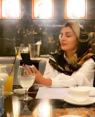 Sare Bayat’s Top 10 Instagram Photos That Captured Hearts