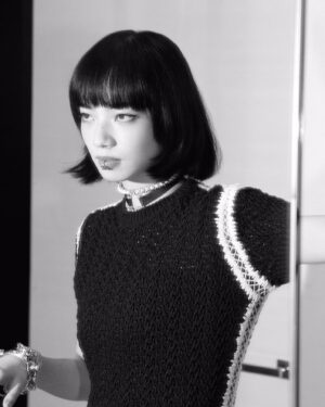 Nana Komatsu Instagram - 🔙👯‍♀️🪐🎬💡🔌🎶 
s/s2022 @chanelofficial
#chanelspringsummer