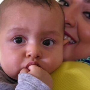 Narges Mohammadi Instagram - عزیز دل عمه اگر بودی امروز ۳ سالت میشد 
هیچ وقت از قلب من بیرون نمیری….
تولد ۳ سالگیت مبارک🖤🖤