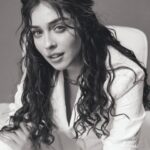 Cemre Baysel Instagram -