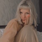 Aurora Aksnes Instagram - I am so tired I could simply perish but thank you NEW YORK what an absolute dream you were. I will have to process the beauty of tonight over a good nights sleep and I will talk more about it tomorrow when I wake up but thank you all and thank you all for coming I love you all as much I love butter