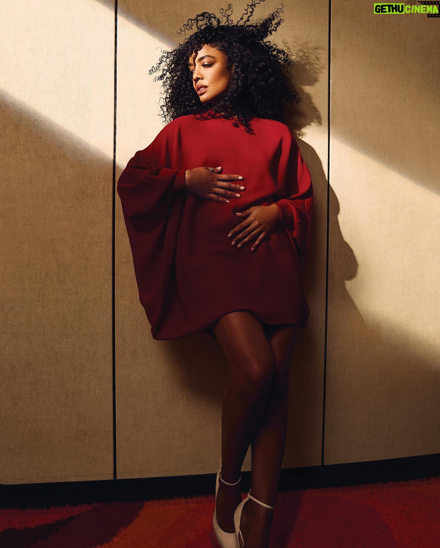 Tessa Thompson Instagram - Thank you for having me @instylemagazine ! see you tonight!