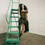 Tessa Thompson Instagram - Spank You very much @whowhatwear for having me! 

Really dug being in conversation with Mackenzie Green (@missusatomba) . Story in the special place. 
🎈

Fotos: Leeor Wild / @leeorwild
Styles: Wayman   Micah / @waymanandmicah
Mop: Marty Harper / @themartyharper
Face: Cedric Jolivet / @cedricjolivet
Hands: Steph Stone / @stephstonenails
Vids: Samuel Schultz / @samueljosephs
Creative Director: Cassandra Lear / @cassatwork
Entertainment Director: Jessica Baker / @jbake21 
Editor: MacKenzie Green / @missusatomba