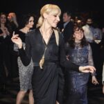 Kristina Orbakayte Instagram - Вчера был день, переходящий в ночь, от которого эмоции зашкаливают! В свой День рождения @emironovofficial  устроил грандиозную премьеру «Мастер и Маргарита»! Я вам не буду давать рецензию, потому что это не описать, это надо видеть, чувствовать  и восторгаться! А после 5ти часового спектакля все отправились праздновать и настолько потрясающая атмосфера любви и творчества царила в воздухе, что я не перестаю вспоминать и улыбаться сегодня. Спасибо 🙏❤️👏👏 #театрнаций #кристинаорбакайте
