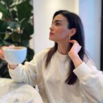 Özge Yağız Instagram -