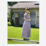 Minami Hamabe Instagram - 2022年のカレンダーを発売ささせていただくことになりましたー!!🙂

4月はじまりのカレンダーです!
A5サイズ…たぶん卓上です🙂
みなさまの日常にとけこめる
朗らかなカレンダーになっているのではないかなと思います🙂
すべての月がお気に入りです🙂

ずっと前にストーリーあげたことがあるのですが
実は密かにずっとアイコンを変えたくて!!
この投稿の写真4枚を
①～④でどれをアイコンにしようか迷っているのでご意見聞かせてください🙂
紫ワンピースが爽やかでいいなあとすべて紫ワンピース候補です🙂

カレンダーは2月10日発売です!!