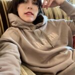 Milla Jovovich Instagram – Wait WHAT?? It’s my BIRTHDAY?? Jeez ok fine, I accept it. I might not be happy about it, but hey! Life goes on and I gotta turn 40 effin 6 at some point and it just happens to be now.🥳 Thank you to all my amazing followers, you guys have been incredible all these years. You haven’t allowed my super polarizing posts to turn you off of my page and I’m so grateful for that. To find so many kindred spirits who believe the world can change as I do. Some of you don’t agree, but you’ve hung on. Thank you for that. Some of you are new and well what can I say, some things you’ll enjoy and some you won’t agree with, but it will never be boring!😉 Thank you to my dear friend @ivannikolaev1 for my amazing new sweatsuit combo! What an amazing collab you’ve done with @u_in_form clothing! Me and my family are LIVING in these awesome outfits! We love you guys!!!❤️❤️❤️ So I’m having some wine to celebrate another fucking year😛 and I hope you all have an amazing holiday season. While I drink birthday wine.🤷🏻‍♀️If you’re with your family, don’t get caught up in politics and if you’re alone have a 🍸 and enjoy the hell out of it.💥 I love you guys. Thank you for all your love in return.❤️❤️❤️😘😘😘