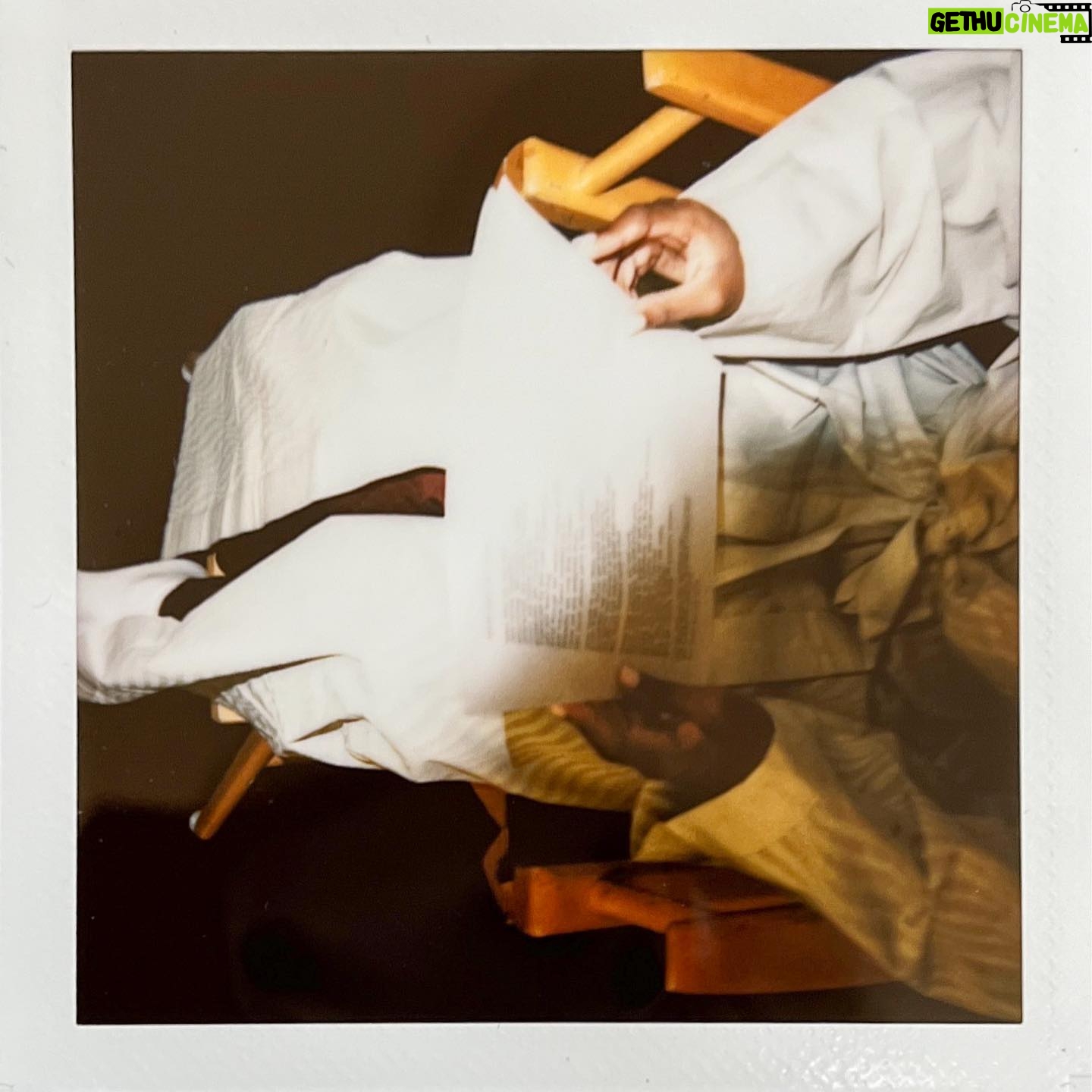 Amanda Gorman Instagram - 3 MIL VIEWS❗️ of New Day’s Lyric in only a day! 🤯🤯I love you all so much, thank you for welcoming the new year with some poetry, and thank you @instagram for embracing my words on this platform and everyone behind the scenes who brought this to life. If you like the poem remember to donate or share to @rescueorg , one of many phenomenal organizations working to respond to the pandemic worldwide 💛
📸 @coleplay