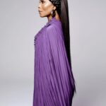 Angela Bassett Instagram - It continues… @instylemagazine 💜🖤💜