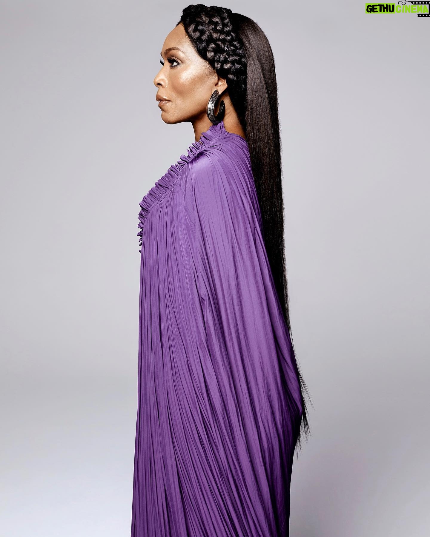 Angela Bassett - 204.7K Likes - It continues… @instylemagazine 💜🖤💜