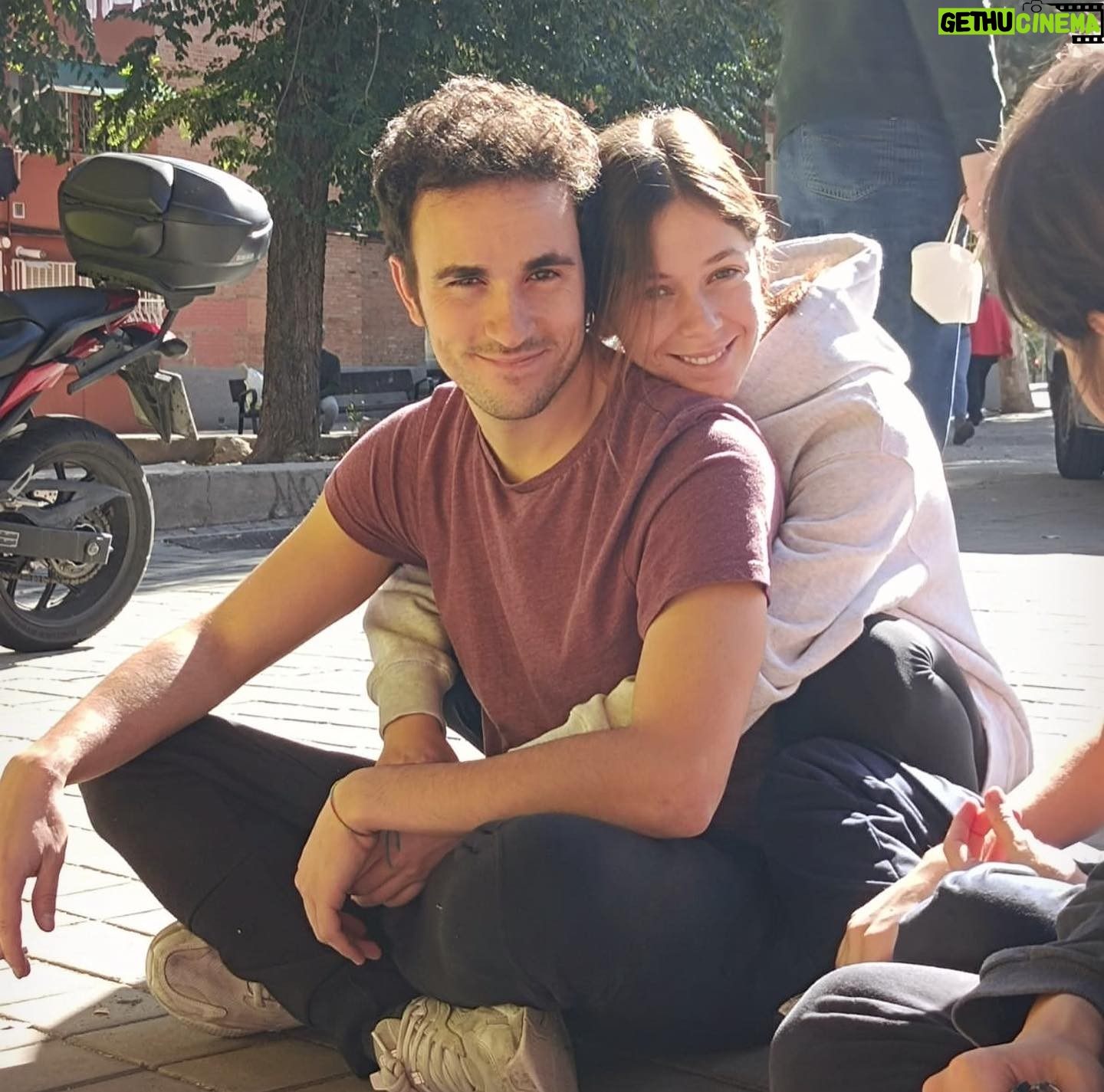 Georgina Amor贸s Instagram - Osk y os echo mucho de - 馃挃