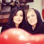 Sare Bayat Instagram - فرشته زیبای من،قلب من،جان من،جهان من...
روز قشنگت مبارک باد♥️
ولادت حضرت زهرا،روز مادر،روز بانوان بر فرشتگان پاک سرزمینم مبارک باد♥️
