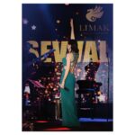 Şevval Sam Instagram – 🎶 💃🏻 Kıbrıs geceleri de bir başka oluyor gerçekten.. özlemişiz!!❤️‍🔥#kıbrıs @limakcyprus 
Fotoğraflar: @canipek 
Styling: @816styling  @sburcucam @mina.tanay 
@ceydahasirci 
@ruchan_olucak