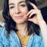 Caterina Scorsone Instagram - On set. Waiting to shoot. Hope you all are feeling alive and peaceful. If not, sending love. ❤️
