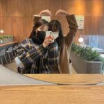 Park Bo-young Instagram - 🖼👩🏻‍❤️‍👩🏻