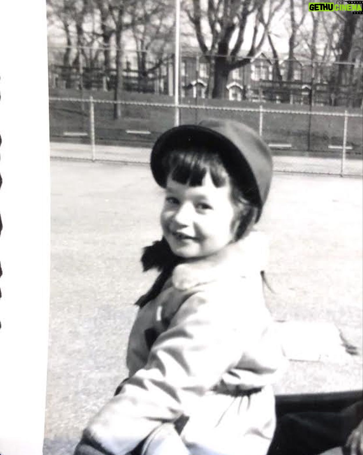 Leah Remini Instagram - Happy birthday, Mommy! As I look through the photo album you made me, it shows me how much you were loved, how much joy you brought your mother and father. You were always smiling and you have made US all smile with your infectious laugh and your unmatched humor. We love you! Happy Birthday!