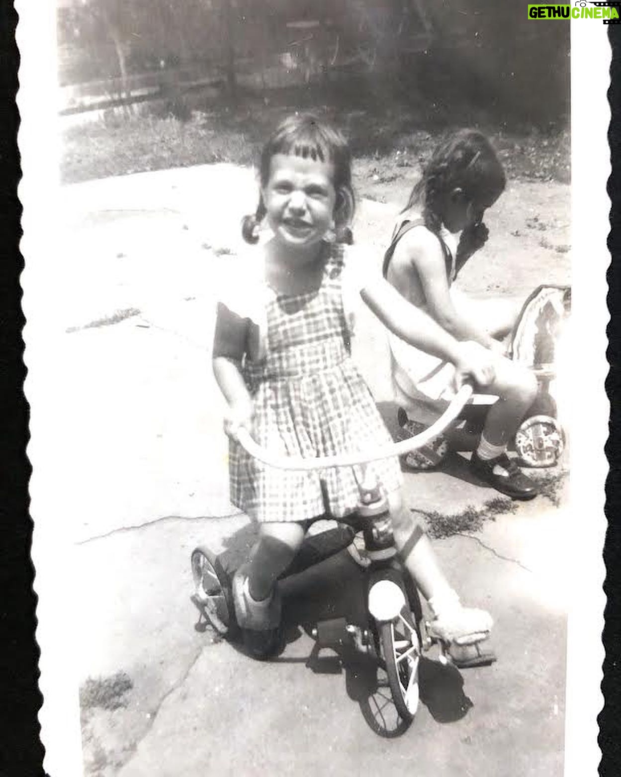 Leah Remini Instagram - Happy birthday, Mommy! As I look through the photo album you made me, it shows me how much you were loved, how much joy you brought your mother and father. You were always smiling and you have made US all smile with your infectious laugh and your unmatched humor. We love you! Happy Birthday!