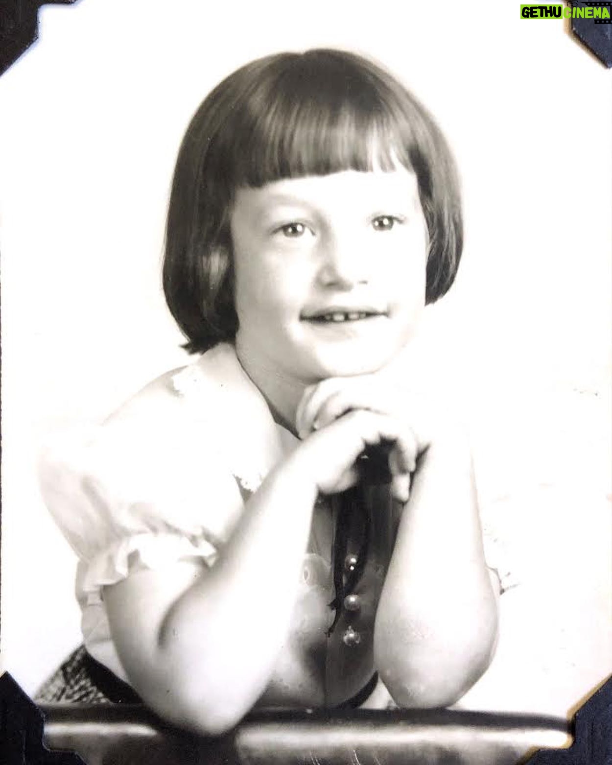 Leah Remini Instagram - Happy birthday, Mommy! As I look through the photo album you made me, it shows me how much you were loved, how much joy you brought your mother and father. You were always smiling and you have made US all smile with your infectious laugh and your unmatched humor. We love you! Happy Birthday!