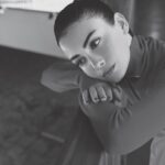 Özge Yağız Instagram –