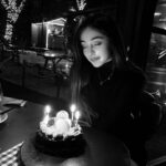 Cemre Baysel Instagram - İyi ki doğmuş muyum o zaman:) 
Herkese çok teşekkür ederim, iyi ki kocaman bi aileyiz ♥️