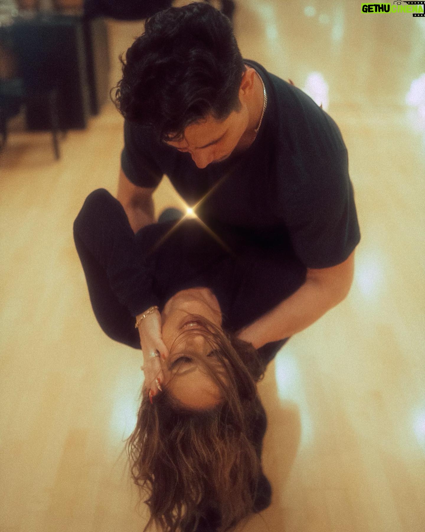 Leah Remini Instagram - Ballroom dancing with my friend @jonplaterodude. At 51, I’m doing the things that make me happiest. Dancing has brought so many wonderful friends into my life and in addition, dancing also improves my mood. When you dance, certain chemicals are released into your brain that can help with depression and anxiety. Thank you to cousin @imthejam for these photos!