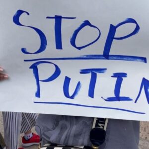Amanda Gorman Instagram - 🇺🇦Looking for ways to #standwithukraine ? Donate to the @rescueorg below and/or visit https://stopwarinukraine.com for even more action items to share with your community (link in bio) 💛💙